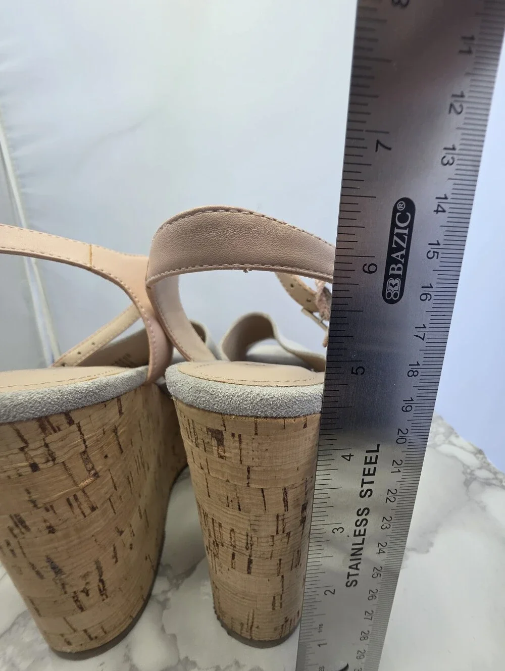 Charles by Charles David Dory platform wedge 7.5